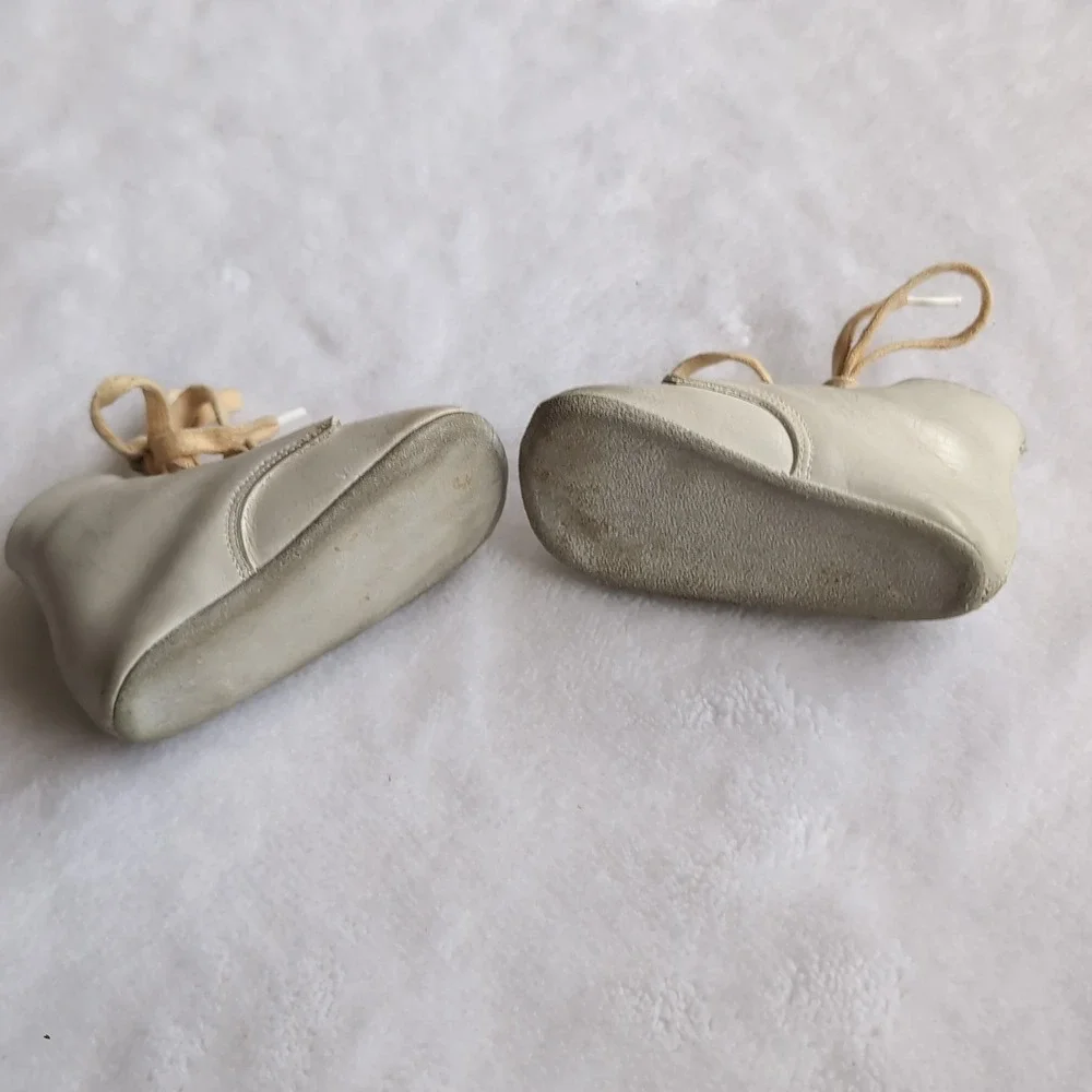 Antique White Leather Baby Shoes 4